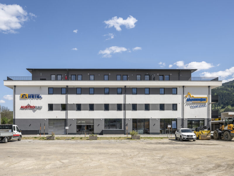 Austro Center – Bürogebäude Altenmarkt